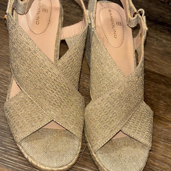 Bandolino Shoes - Bandolino Women's sandals shimmering Gold Wedges 7.5  M
